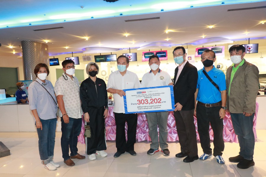 ‘ดร.หิมาลัย’ มอบเงิน 1 แสน โบว์ลิ่งบางกอกทูเดย์ สู่ปีที่ 20 สมทบทุน รพ.บ้านแพ้ว