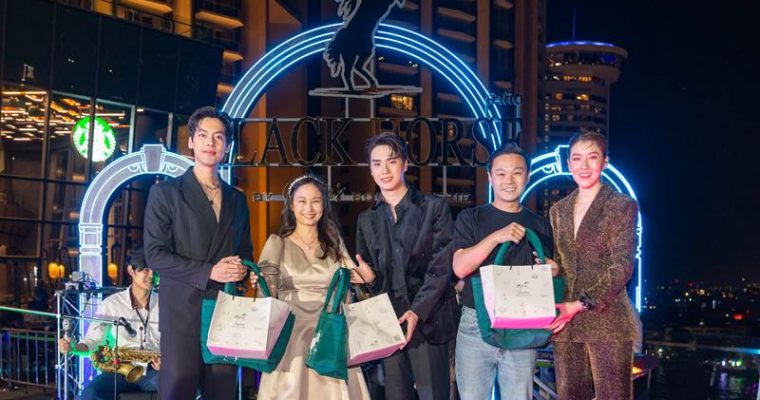 James Boulangerie (เจมส์ บูลองเจอรี) จัดอีเว้นท์สุดยิ่งใหญ่  ต้อนรับเทศกาลปีใหม่ ในค่ำคืนสุดพิเศษ  กับงาน Black Horse in the Castle by James Boulangerie