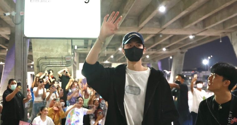 ถึงไทยแล้ว! ‘หลินอี’ พระเอกหนุ่มจีนชื่อดัง  บินตรงร่วมเปิดเทศกาลฉลองตรุษจีนสุดอลังการที่สยามพารากอน   “Siam Paragon Golden Prosperous Chinese New Year 2024