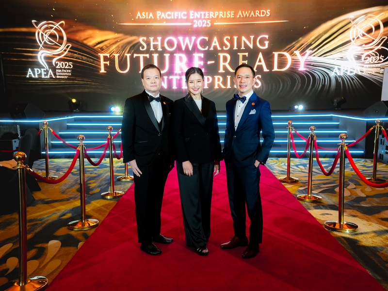 แบรนด์ขนมเพลย์มอร์ PLAYMORE คว้ารางวัลใหญ่ระดับภูมิภาคเอเชีย สาขา “Inspirational Brand Award” บนเวที  APEA 2025 ตอกย้ำจุดยืนแบรนด์ขนมที่ขับเคลื่อนด้วยความคิดสร้างสรรค์