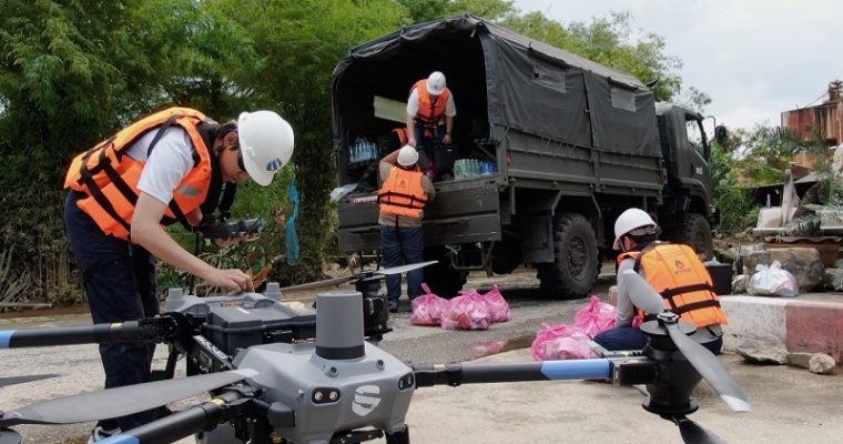 ฝ่าวิกฤตน้ำท่วมหาดใหญ่ สไกลเลอร์ โซลูชั่นส์ ส่งโดรนปฏิบัติการลำเลียงถุงยังชีพ-เวชภัณฑ์ช่วยผู้ประสบภัย