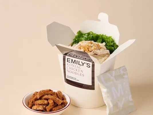 Emily’s ส่ง “เส้นบุกไก่ฉีก” เมนูใหม่เอาใจสายเฮลตี้อร่อยซิกเนเจอร์ โปรตีนสูง แคลต่ำ พร้อมเสิร์ฟ 20 ส.ค.นี้!