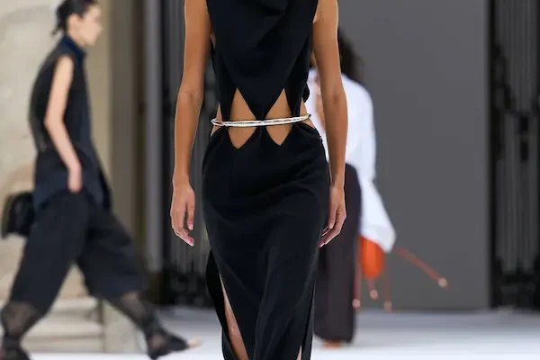 Sportmax Spring/Summer 2027 ถ่ายทอดแรงบันดาลใจจากคลื่นความร้อน “Canicule”